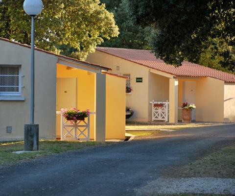 Saint-Savinien Les Chenes Verts מראה חיצוני תמונה